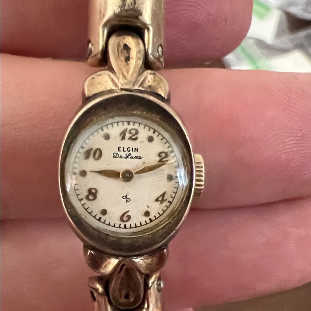 Elgin De Luxe Gold Women's Watch